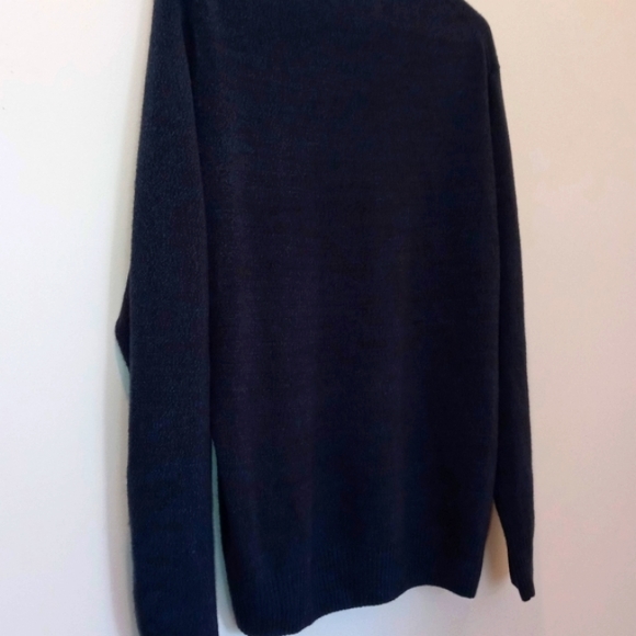 Jeoffrey Beene sweater - Picture 5 of 12